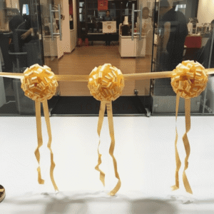 Pita Peresmian 3 Pompom